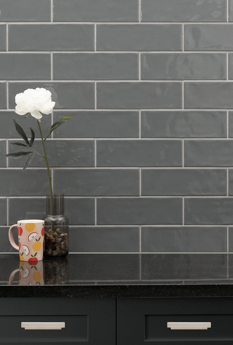 MSI Urbano Graphite Tile — surface detail in graphite tonality