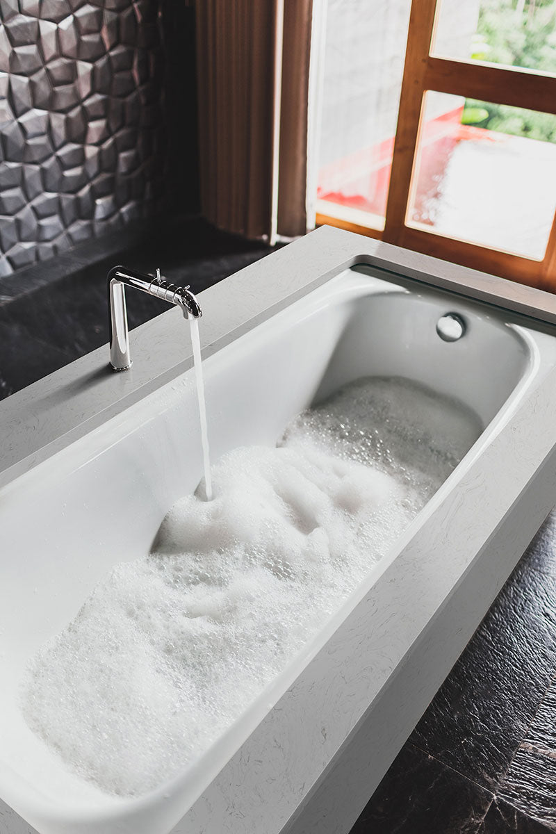 MSI Vanilla Sky — surface detail in natural tonality resin-bound engineered marble slab